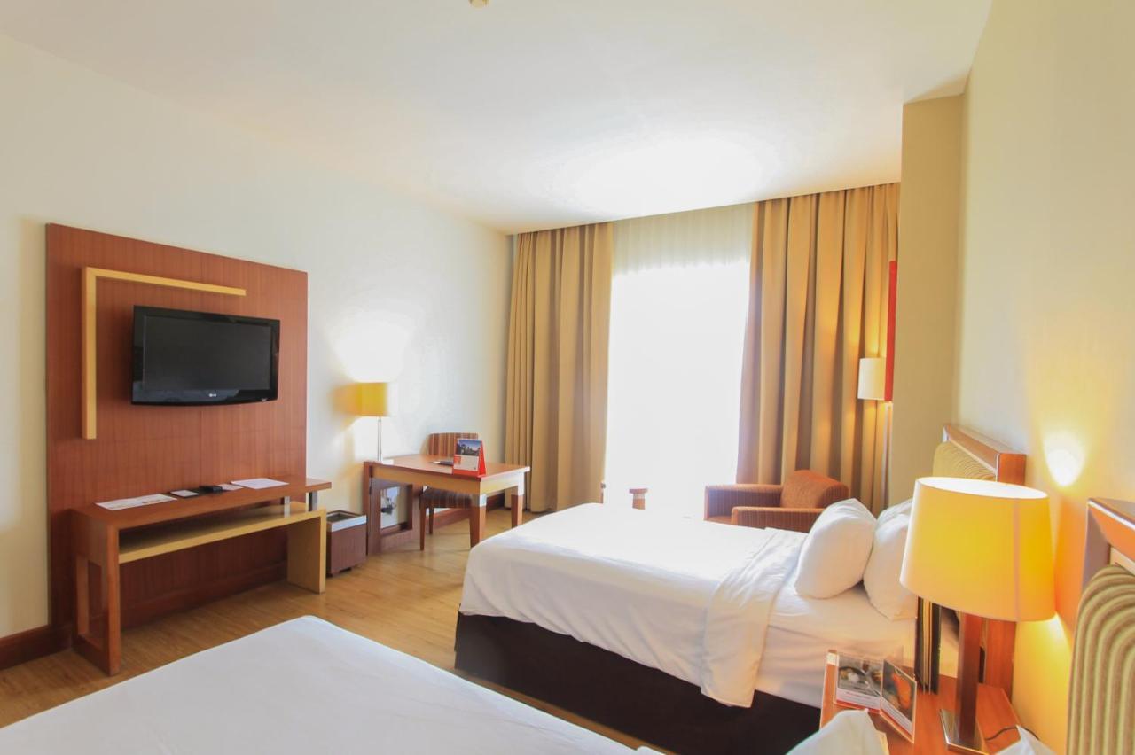 Swiss-Belhotel Maleosan Manado Buitenkant foto