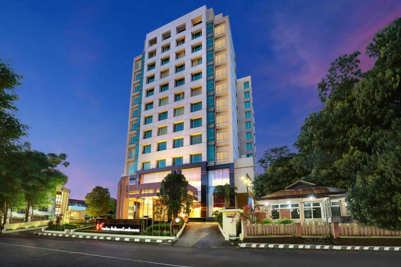 Swiss-Belhotel Maleosan Manado Buitenkant foto